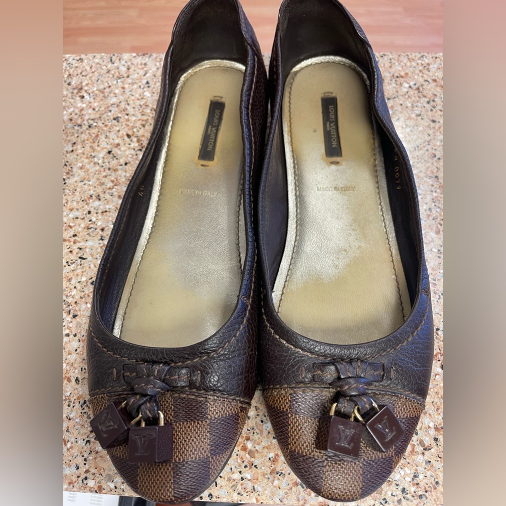 Louis Vuitton Ballet Flats